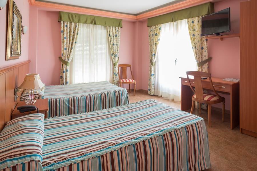 Hotel Real De Castilla Tordesillas Kültér fotó