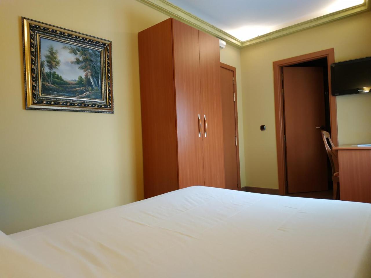 Hotel Real De Castilla Tordesillas Kültér fotó
